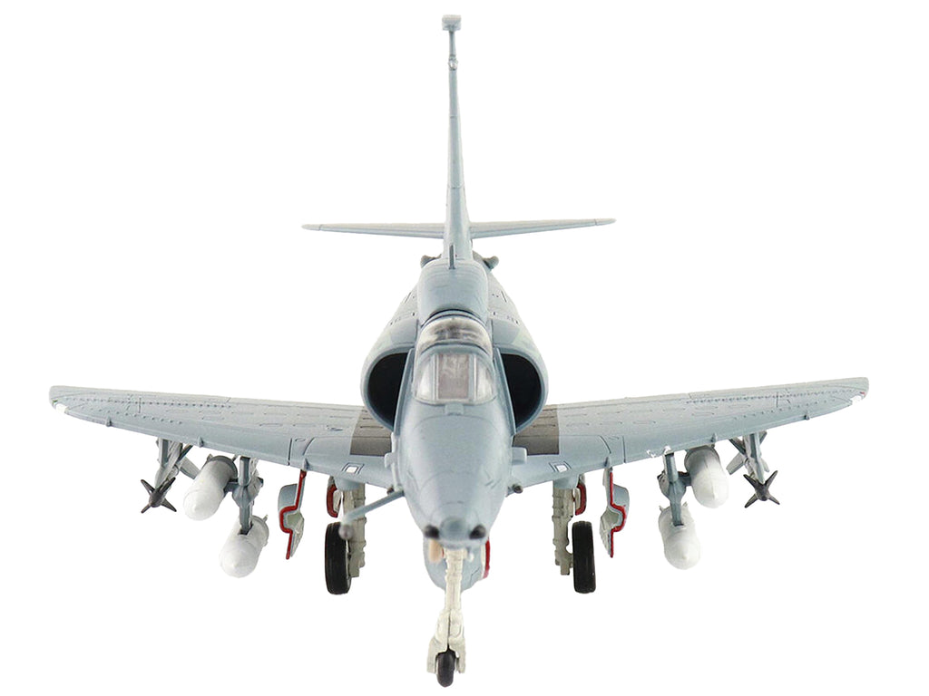 Douglas A-4M Skyhawk Aircraft 'VMA-131 Diamondbacks' (1993) United States Marines 'Air Power Series' 1/72 Diecast Model by Hobby Master