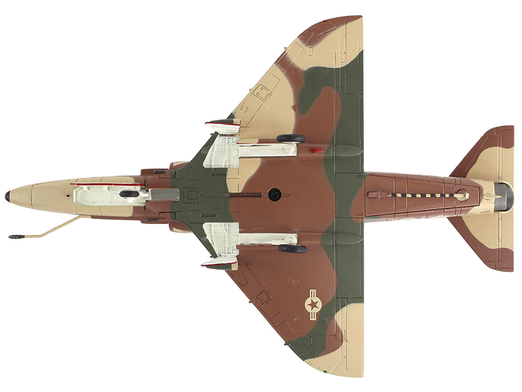 Douglas A-4E Skyhawk Aircraft 'Aggressor 151095' (1985/6) United States Navy 'Air Power Series' 1/72 Diecast Model by Hobby Master
