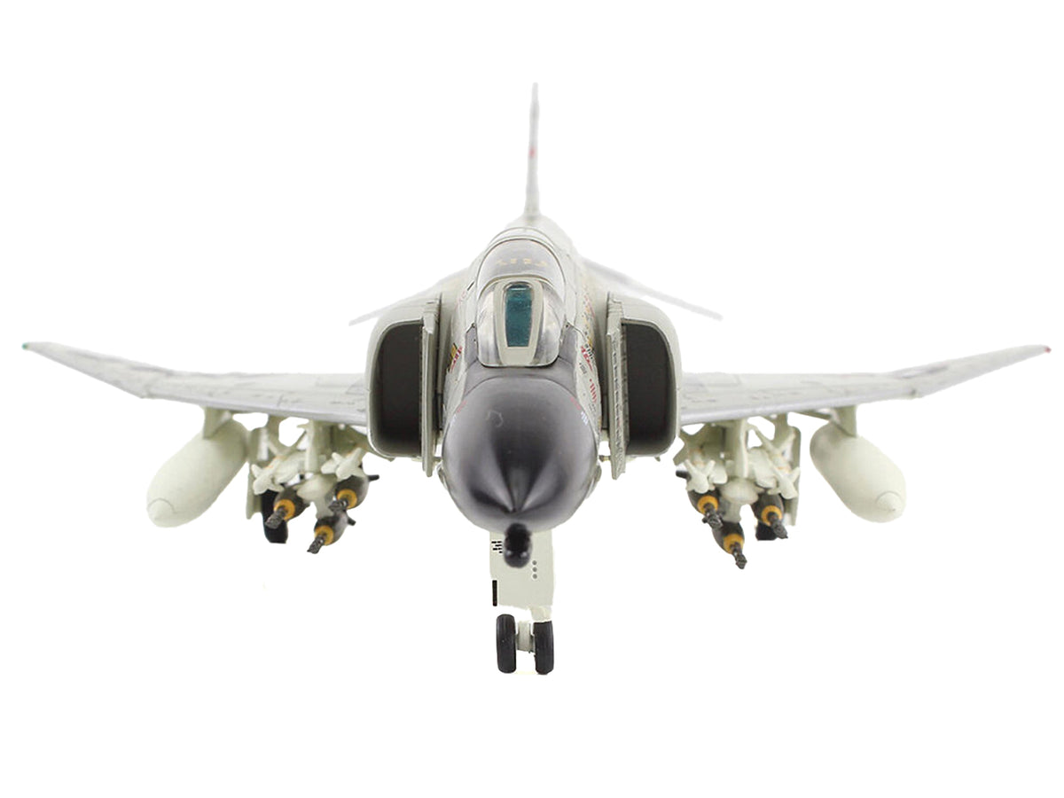 McDonnell Douglas F-4C Phantom II Fighter-Bomber Aircraft '45th TFS Ubon Thailand' (1965) United States Air Force 'Air Power Series' 1/72 Diecast Model by Hobby Master
