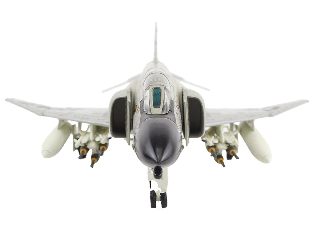 McDonnell Douglas F-4C Phantom II Fighter-Bomber Aircraft '433rd TFS 8th TFW Ubon Thailand' (1966) United States Air Force 'Air Power Series' 1/72 Diecast Model by Hobby Master