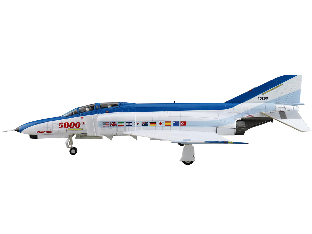 McDonnell Douglas F-4E Phantom II Fighter-Bomber Aircraft '70290 5000th Phantom St Louis' (1978) United States Air Force 'Air Power Series' 1/72 Diecast Model by Hobby Master