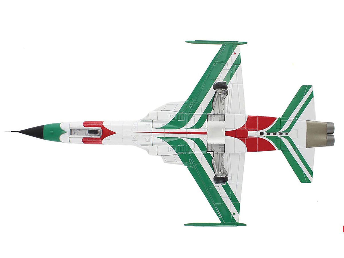 Northrop F-5E Tiger II Aircraft '#1 3-7099 IIAF Golden Crown' Imperial Iranian Air Force 'Air Power Series' 1/72 Diecast Model by Hobby Master