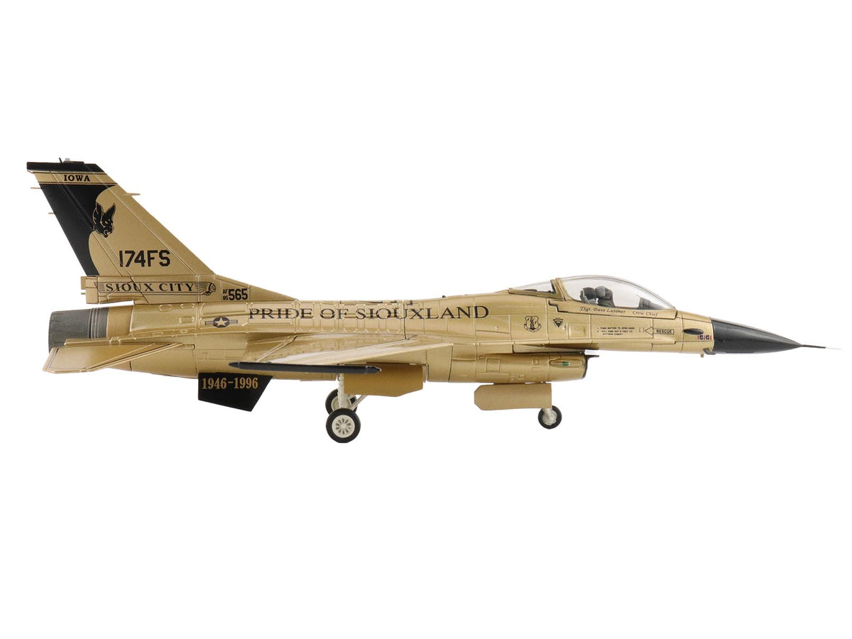Lockheed F-16A Fighting Falcon Fighter Aircraft '85-1565 Golden Bat Viper 185 ARW Iowa ANG Squadron 50th Anniversary' (2022) United States Air Force 'Air Power Series' 1/72 Diecast Model by Hobby Master