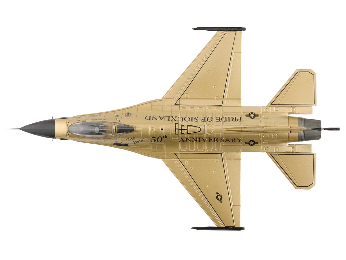 Lockheed F-16A Fighting Falcon Fighter Aircraft '85-1565 Golden Bat Viper 185 ARW Iowa ANG Squadron 50th Anniversary' (2022) United States Air Force 'Air Power Series' 1/72 Diecast Model by Hobby Master