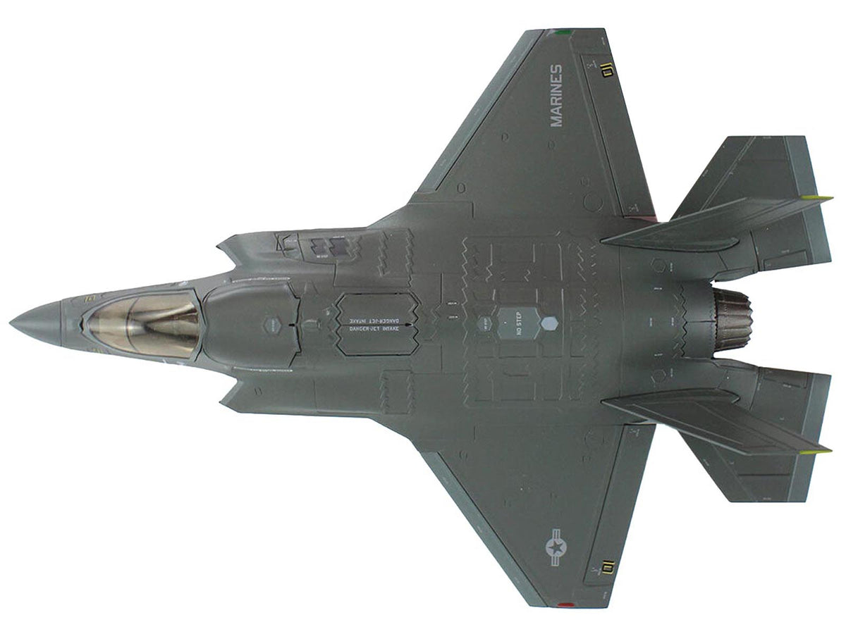 Lockheed Martin F-35B Lightning II Aircraft 'Black Death VMFA-542 MCAS Cherry Point' (2023) United States Marine Corps 'Air Power Series' 1/72 Diecast Model by Hobby Master