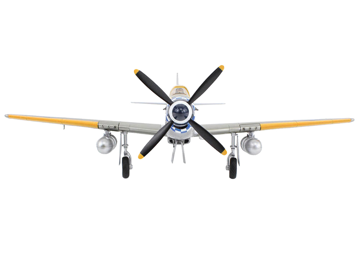 North American Mustang Mk.IV Fighter Aircraft 'Flight Lieutenant Arthur S. 'Joe' Doley 19th Squadron' (1945) British Royal Air Force 'Air Power Series' 1/48 Diecast Model by Hobby Master
