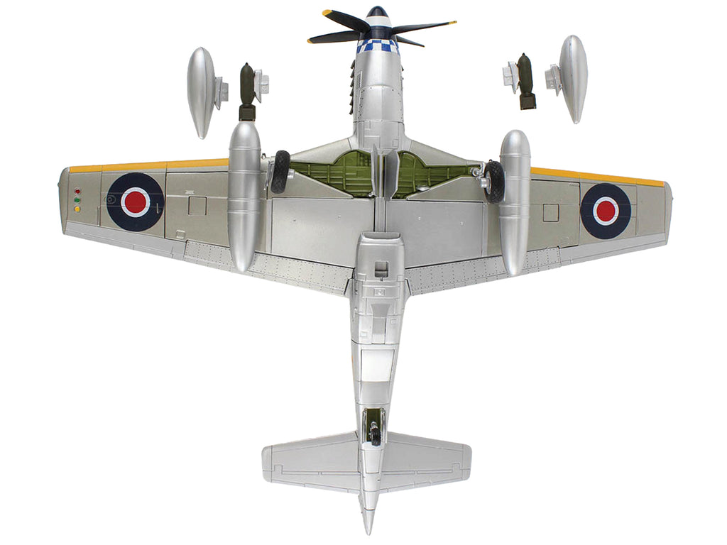 North American Mustang Mk.IV Fighter Aircraft 'Flight Lieutenant Arthur S. 'Joe' Doley 19th Squadron' (1945) British Royal Air Force 'Air Power Series' 1/48 Diecast Model by Hobby Master
