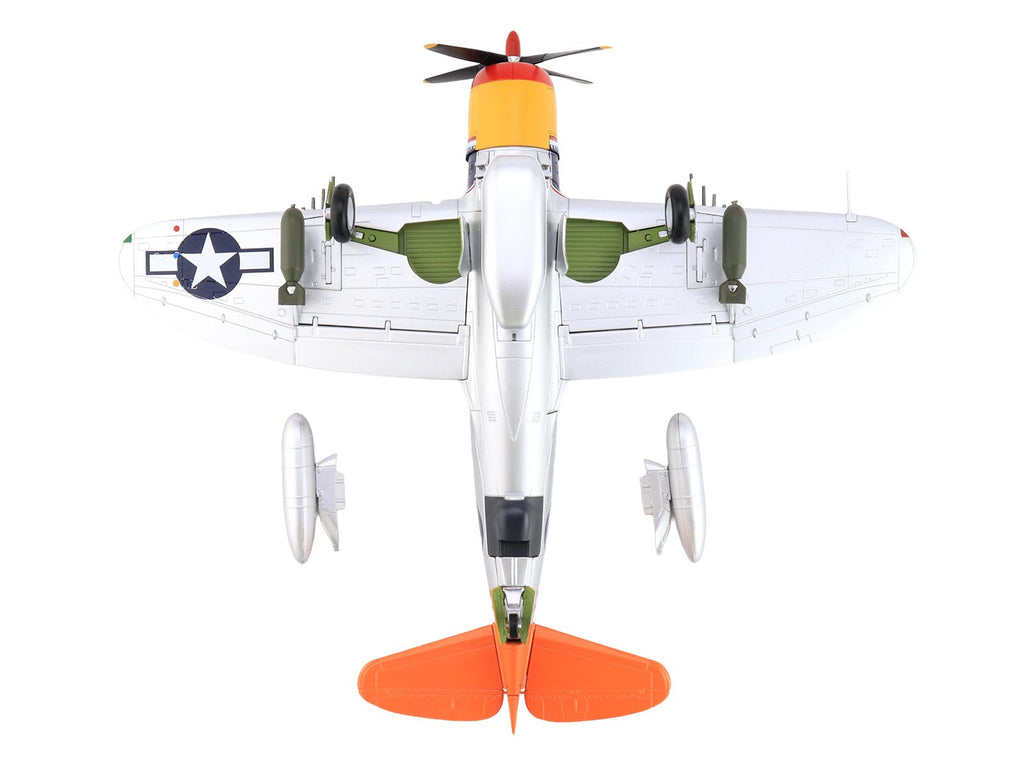 Republic P-47D Thunderbolt Aircraft 'Tarheel Hal Lt. 'Ike' David 66 FS 358 FG' (1945) United States Army Air Forces 'Air Power Series' 1/48 Diecast Model by Hobby Master