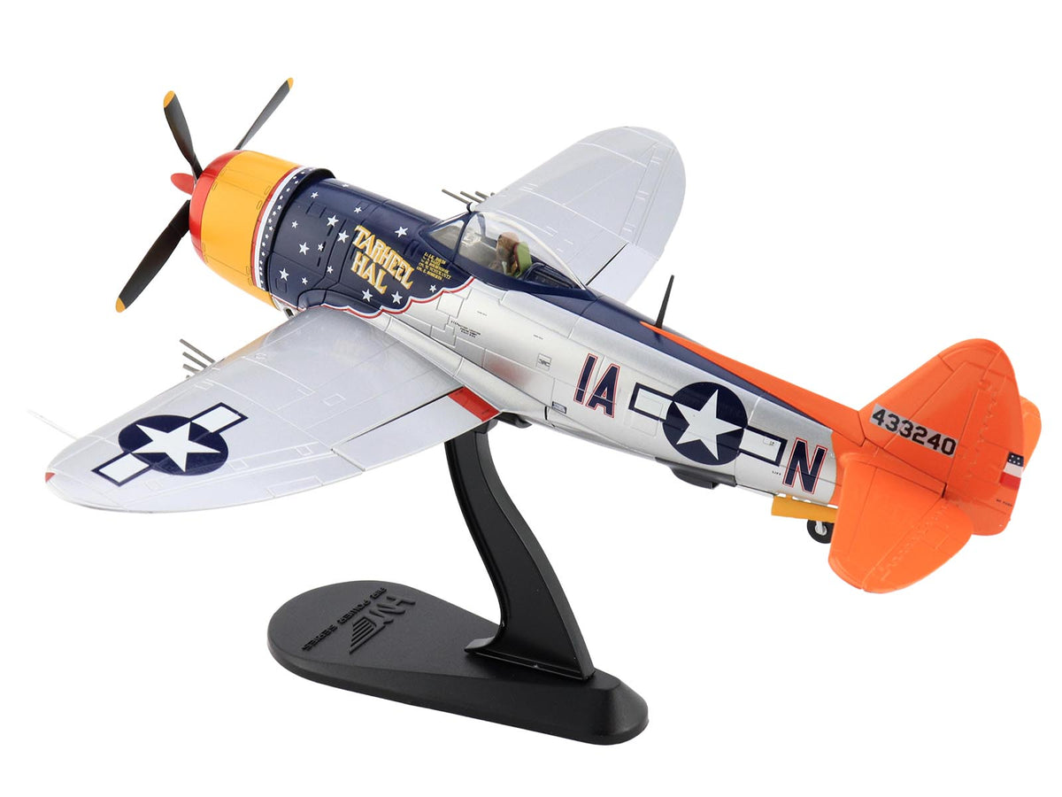Republic P-47D Thunderbolt Aircraft 'Tarheel Hal Lt. 'Ike' David 66 FS 358 FG' (1945) United States Army Air Forces 'Air Power Series' 1/48 Diecast Model by Hobby Master