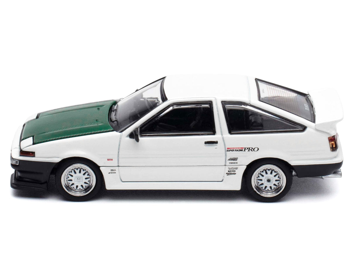 Toyota Sprinter Trueno (AE86) RHD (Right Hand Drive) 'Keiichi Tsuchiya - Dori Dori Mesh Wheels' White with Green Carbon Hood 1/64 Diecast Model Car by Hobby Japan