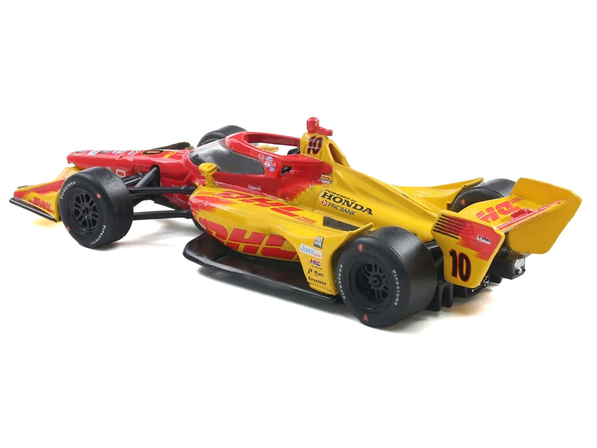Dallara IndyCar #10 Alex Palou 'DHL' Chip Ganassi Racing (Road Course Configuration) Champion 'NTT IndyCar Series' (2025) with Trading Card 1/64 Diecast Model Car by IXO Models