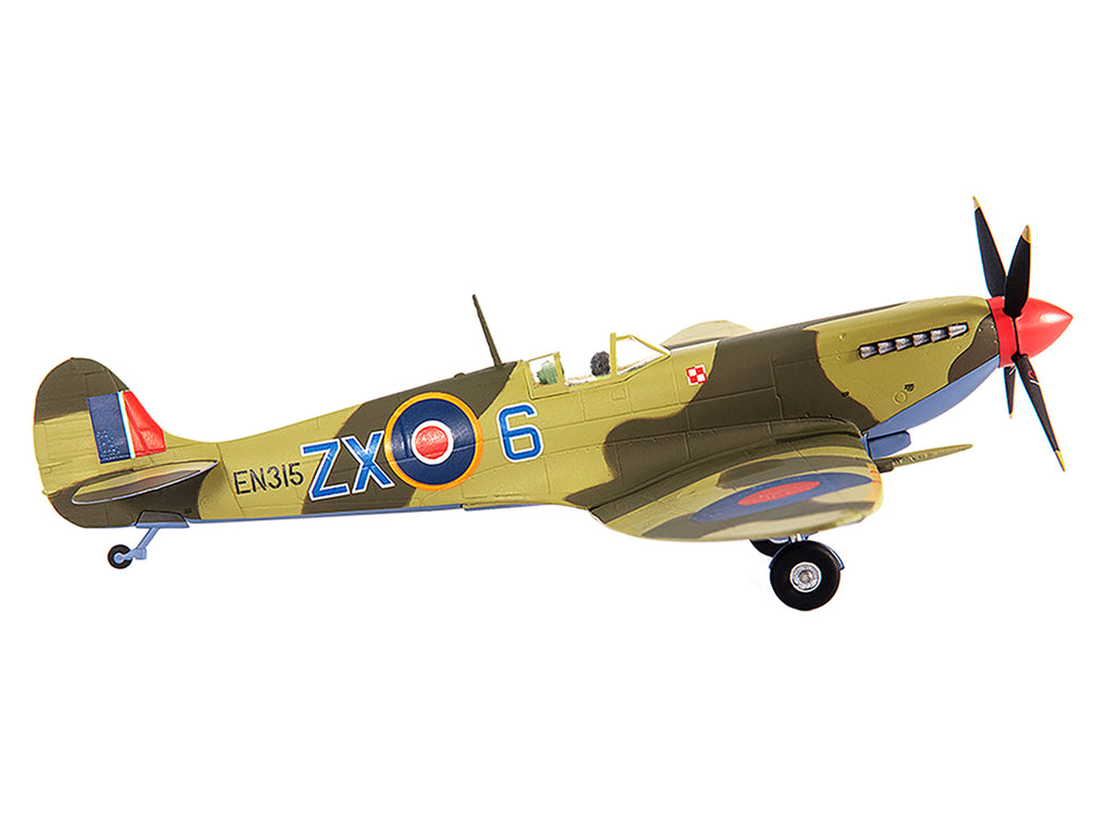 Supermarine Spitfire MK IXC Fighter Aircraft 'Royal Air Force Ldr. Stanislav Skalsk Polish Combat Team North Africa' (1943) 1/72 Diecast Model by JC Wings