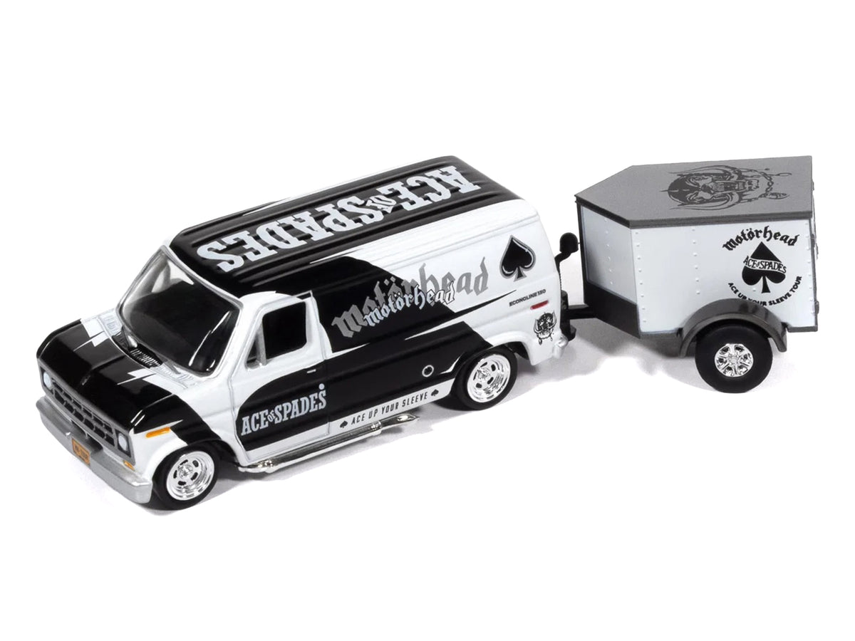 'Tow & Go' 2026 Release 2 Set of 3 pieces 1/64 Diecast Model Cars by Johnny Lightning