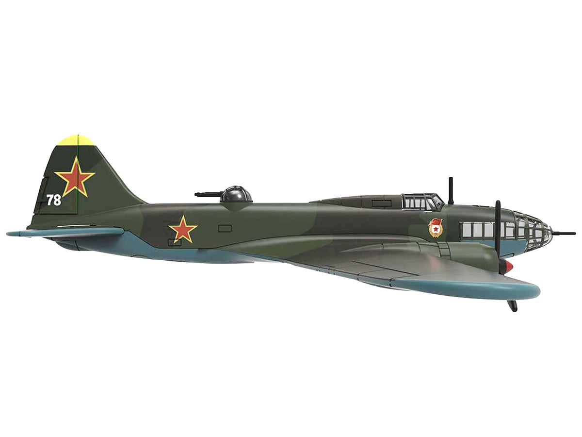 Ilyushin IL-4 Bomber Aircraft 'Soviet Baltic Fleet Guards Regiment' (1942) 'Planes of World War II' Series 1/144 Diecast Model Airplane by Luppa