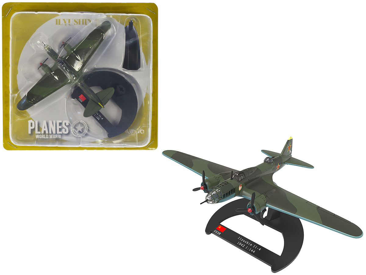 Ilyushin IL-4 Bomber Aircraft 'Soviet Baltic Fleet Guards Regiment' (1942) 'Planes of World War II' Series 1/144 Diecast Model Airplane by Luppa