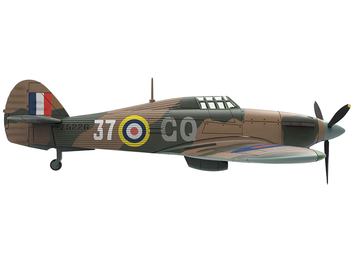 Hawker Hurricane Mk.IIB Aircraft 'No. 134 Squadron 151 Wing Vaenga USSR' (1941) British Royal Air Force 'Planes of World War II' Series 1/72 Diecast Model Airplane by Luppa