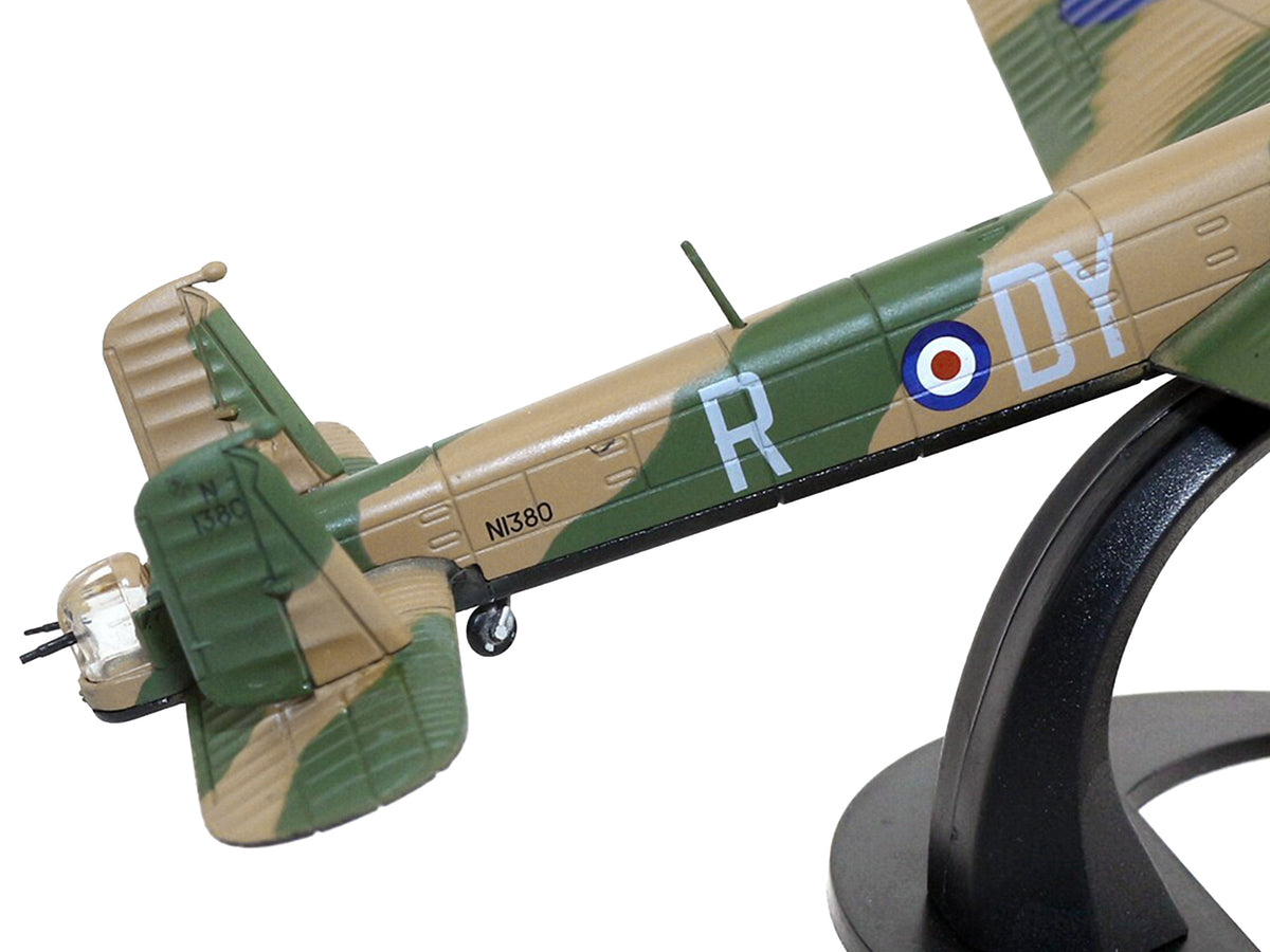 Armstrong Whitworth Whitley Mk.V Bomber Aircraft 'No. 102 Squadron RAF Driffield' Royal Air Force (1940) 'Planes of World War II' Series 1/144 Diecast Model Airplane by Luppa