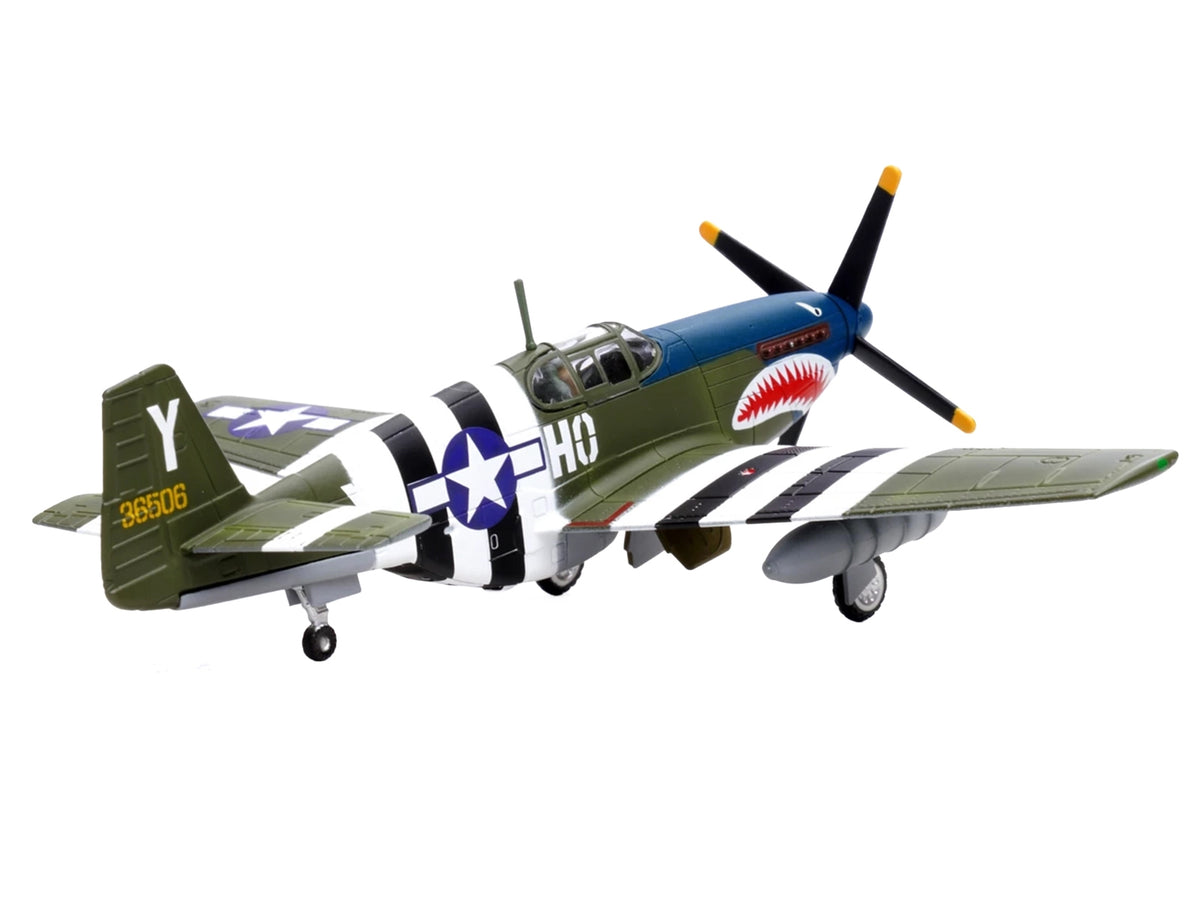 North American P-51B Mustang Aircraft 'John Bennett 487th Fighter Squadron 352nd Fighter Group Blue-Nosed Bastards of Bodney RAF Bodney' (1944) United States Army Air Forces 1/72 Diecast Model Airplane by Legion