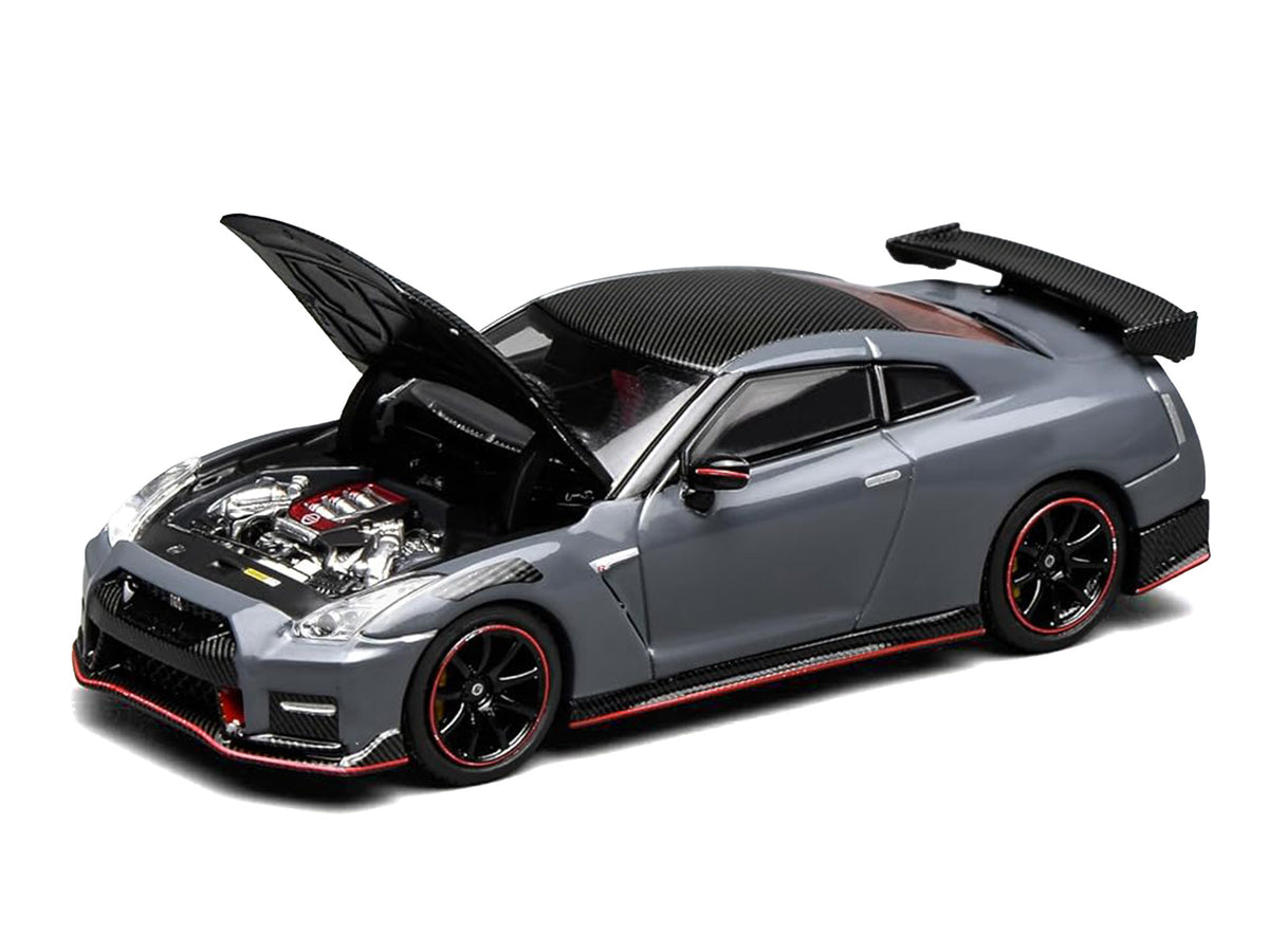 2022 Nissan GT-R Nismo (R35) RHD (Right Hand Drive) Stealth Gray with Carbon Hood and Top 'Senior 64' Series 1/64 Diecast Model Car by MotorHelix