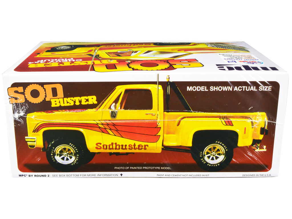 Skill 2 Model Kit 1981 Chevrolet 4x4 Stepside Pickup Truck 'Sod Buster' 1/25 Scale Model by MPC