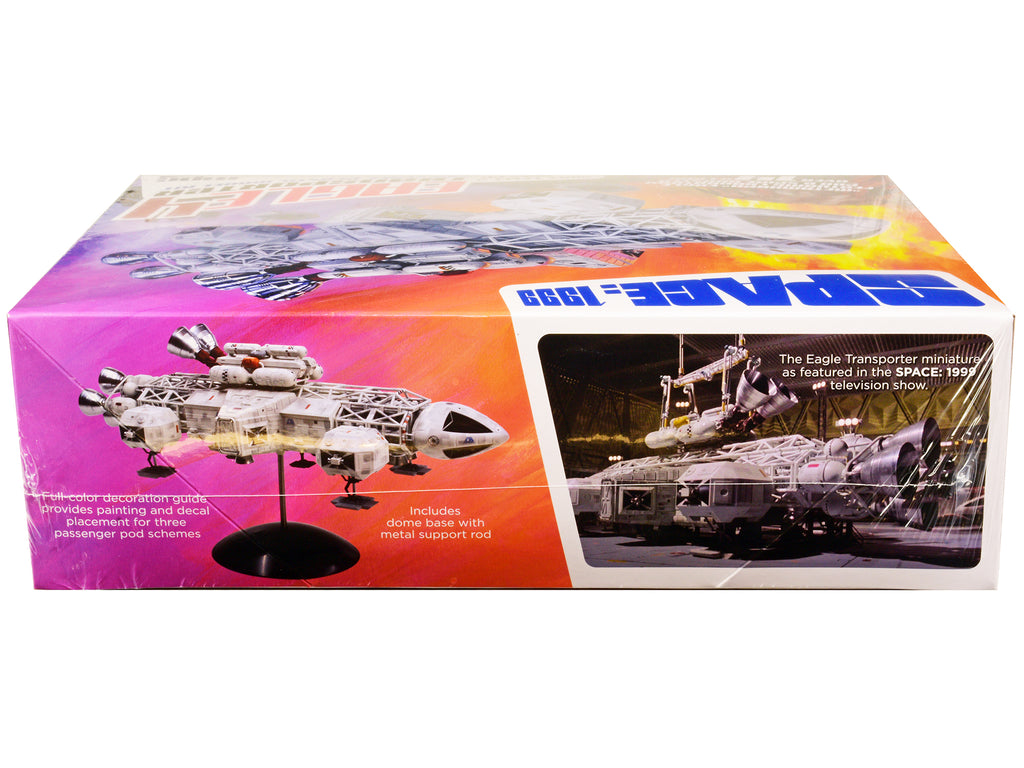 Skill 2 Eagle 4 Transporter 'Space: 1999' (1975-1977) TV Show Model Kit  1/72 Scale Model by MPC