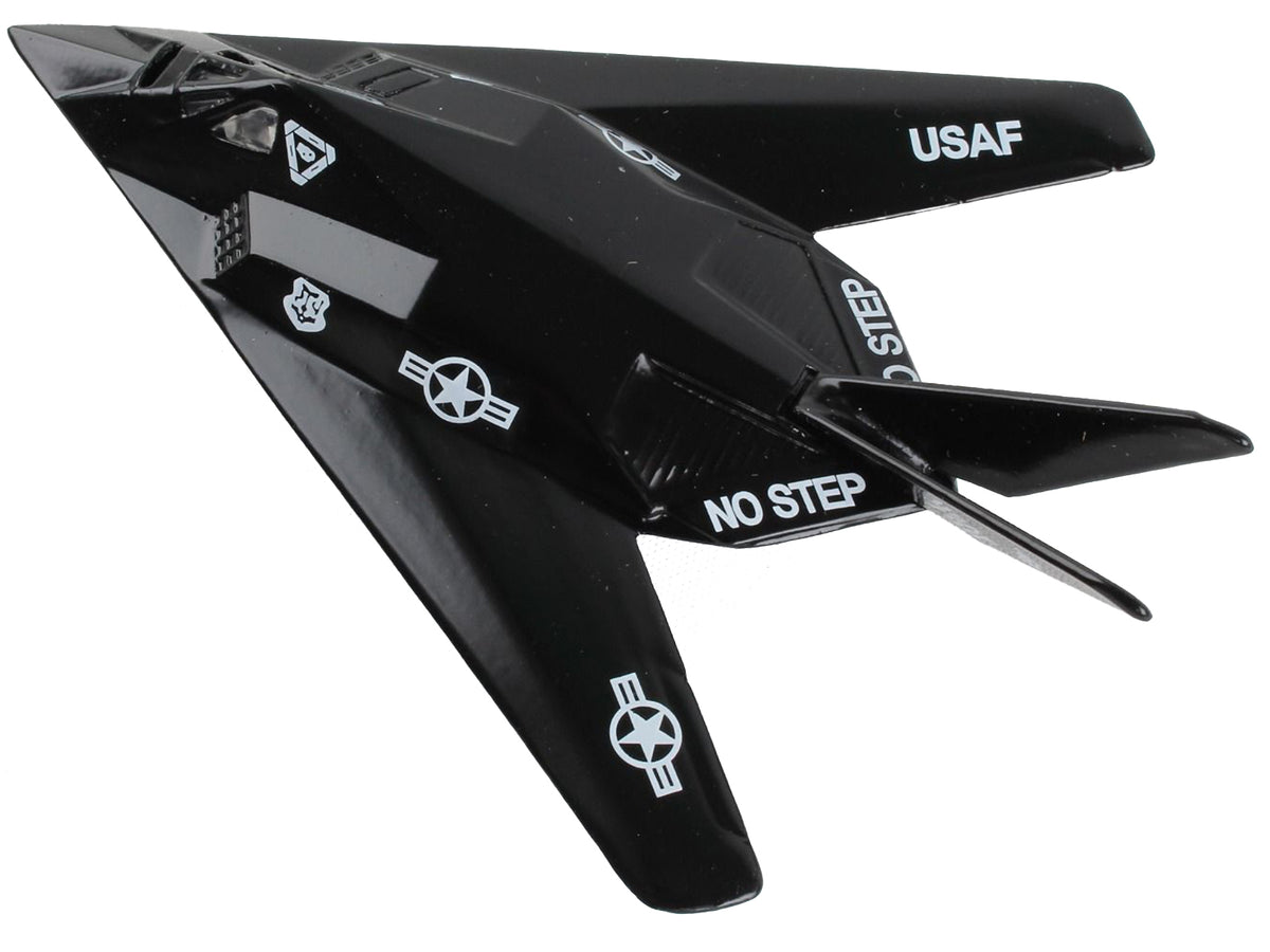 Lockheed F-117 Nighthawk Stealth Aircraft Black 'United States Air Force' with Runway Section Diecast Model Airplane by Runway24