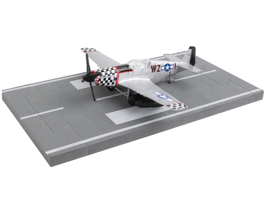 North American P-51 Mustang Fighter Aircraft Silver Metallic 'United States Army Air Force' with Runway Section Diecast Model Airplane by Runway24