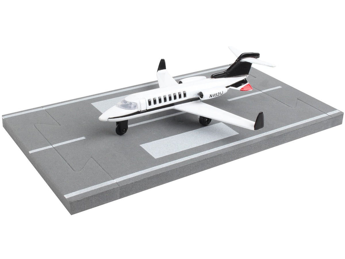 Private Jet Commercial Aircraft White with Black Tail 'N452IJ' with Runway Section Diecast Model Airplane by Runway24