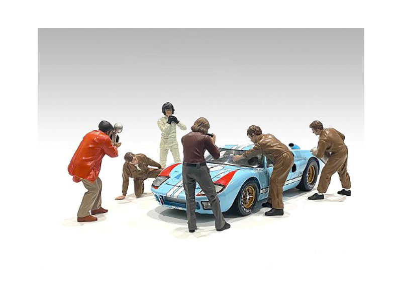 'Race Day 1' 6 piece Figurine Set for 1/18 Scale Models by American Diorama
