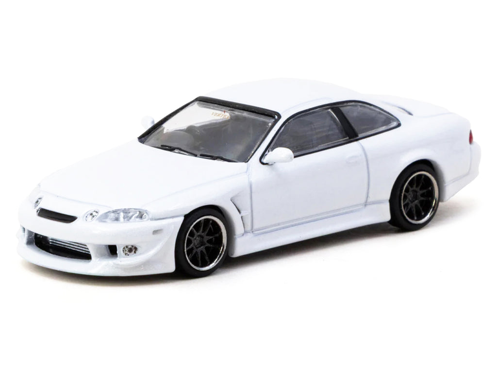 Toyota VERTEX Soarer JZZ30 RHD (Right Hand Drive) White Metallic 'Global64' Series 1/64 Diecast Model Car by Tarmac Works