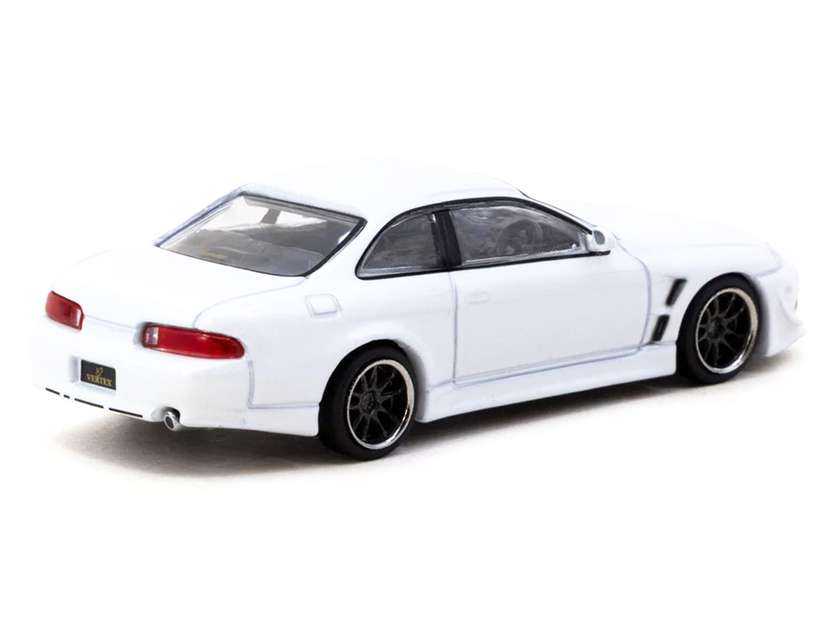 Toyota VERTEX Soarer JZZ30 RHD (Right Hand Drive) White Metallic 'Global64' Series 1/64 Diecast Model Car by Tarmac Works