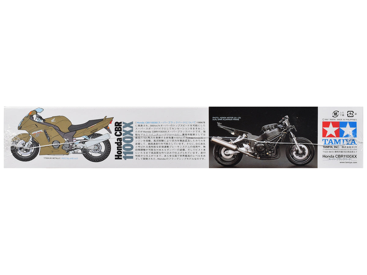 Model Kit Honda CBR 1100XX Motorcycle 1/12 Scale Model by Tamiya