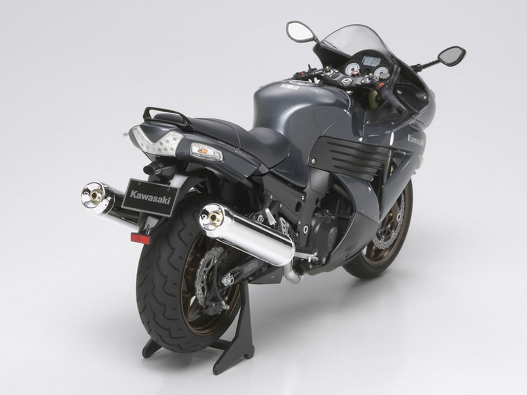 Model Kit Kawasaki ZZR 1400 Motorcycle 1/12 Scale Model by Tamiya