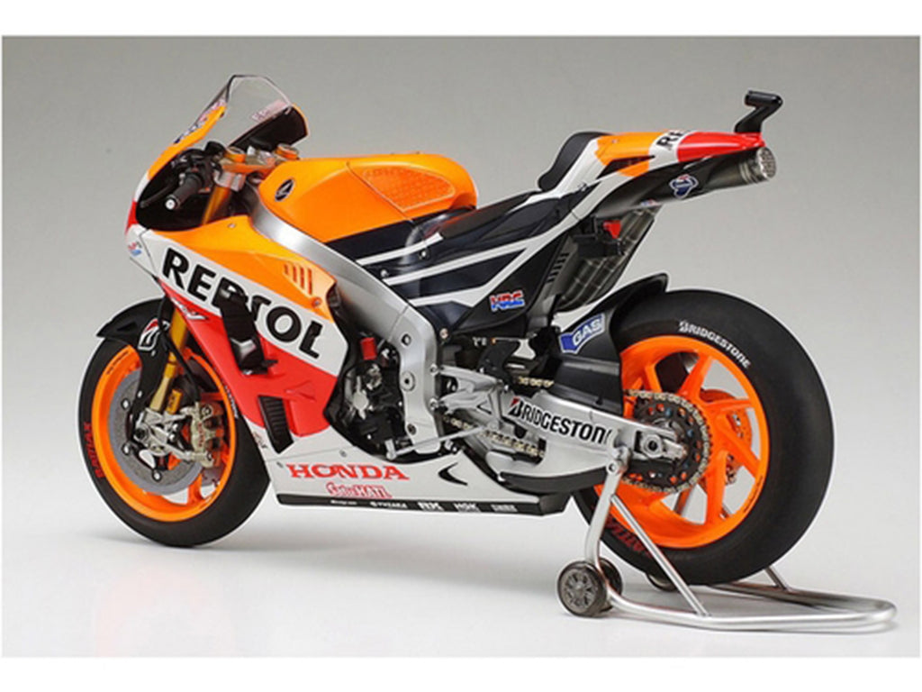 Model Kit Honda RC213V Motorcycle #93 Marc Marquez 'Repsol Honda' Winner 'Moto GP Championship' (2014) 1/12 Scale Model by Tamiya