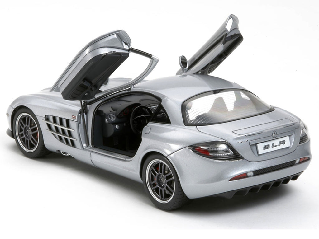 Model Kit Mercedes-Benz SLR McLaren 722 Edition 1/24 Scale Model by Tamiya