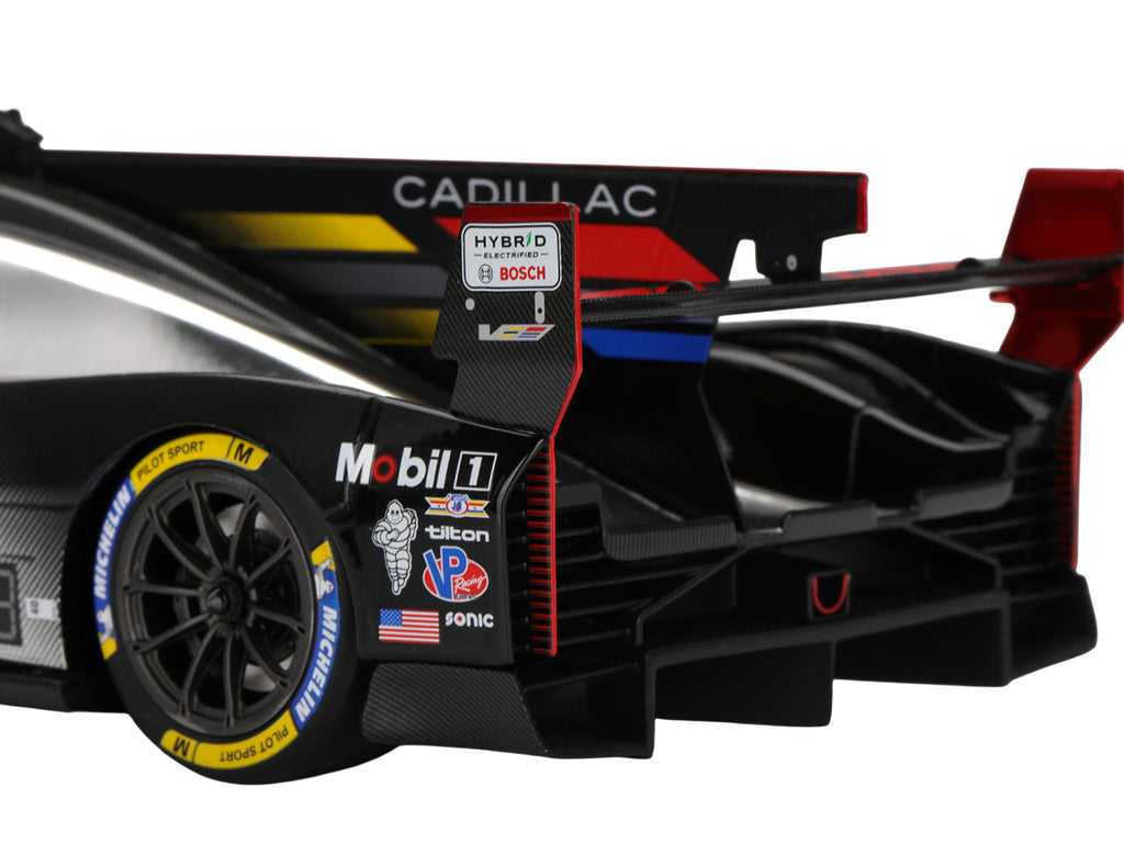Cadillac V-Series.R #40 Louis Deletraz - Kamui Kobayashi - Jordan Taylor 'Cadillac Wayne Taylor Racing' IMSA '24 Hours of Daytona' (2025) 1/18 Model Car by Top Speed