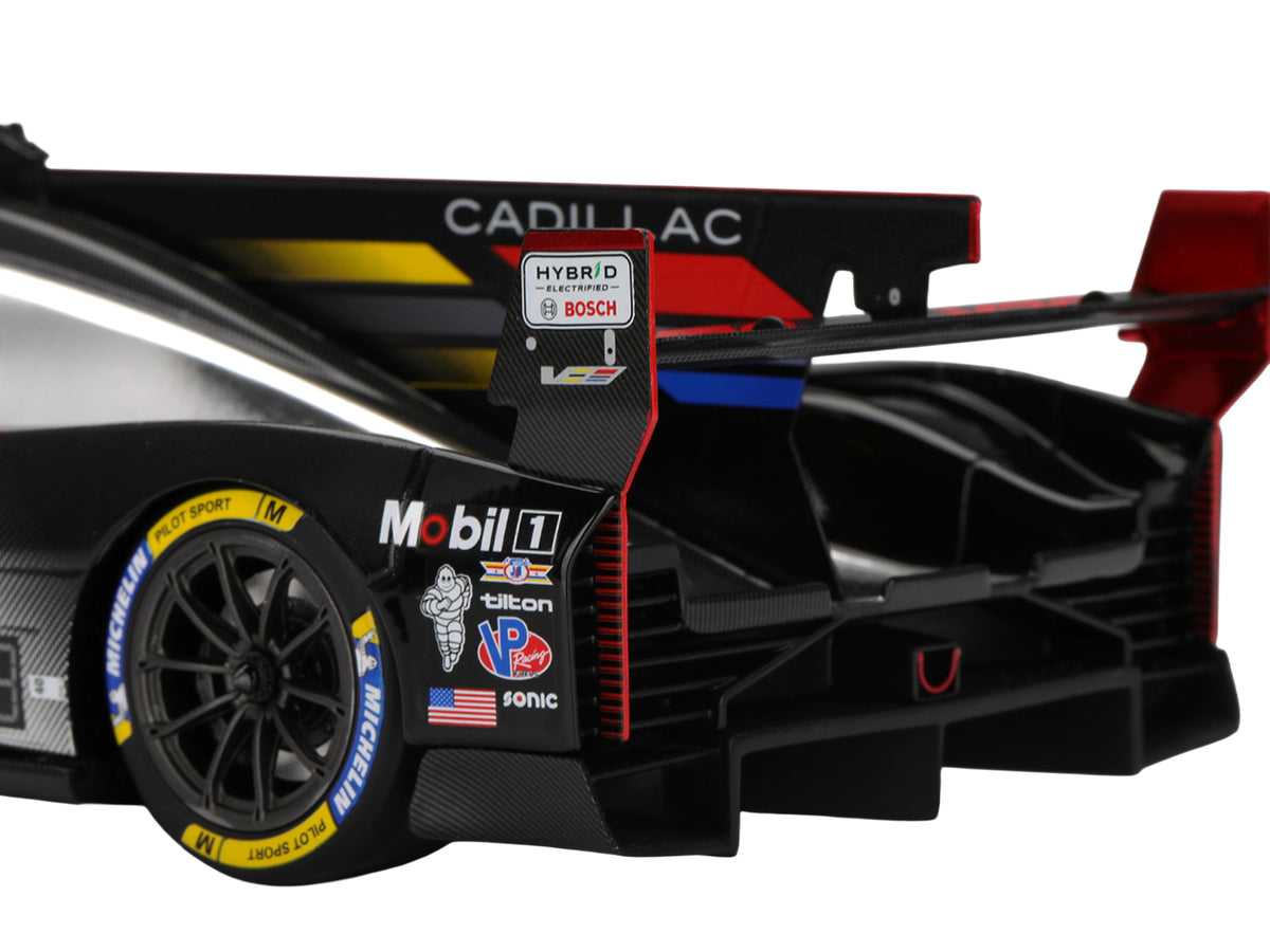 Cadillac V-Series.R #40 Louis Deletraz - Kamui Kobayashi - Jordan Taylor 'Cadillac Wayne Taylor Racing' IMSA '24 Hours of Daytona' (2025) 1/18 Model Car by Top Speed