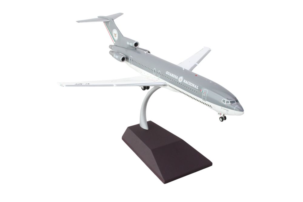 Boeing 727-200 Commercial Aircraft 'Guardia Nacional (Mexican National Guard)' (XC-NPF) Gray and White 'Gemini 200' Series 1/200 Diecast Model Airplane by GeminiJets