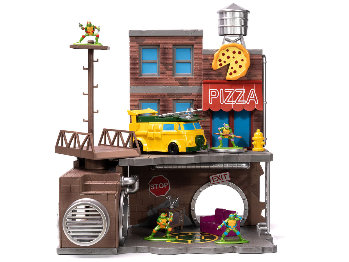 'Teenage Mutant Ninja Turtles' Turtle Lair Diorama Set with Figures and Party Wagon 'Nano Scene' Series Model by Jada