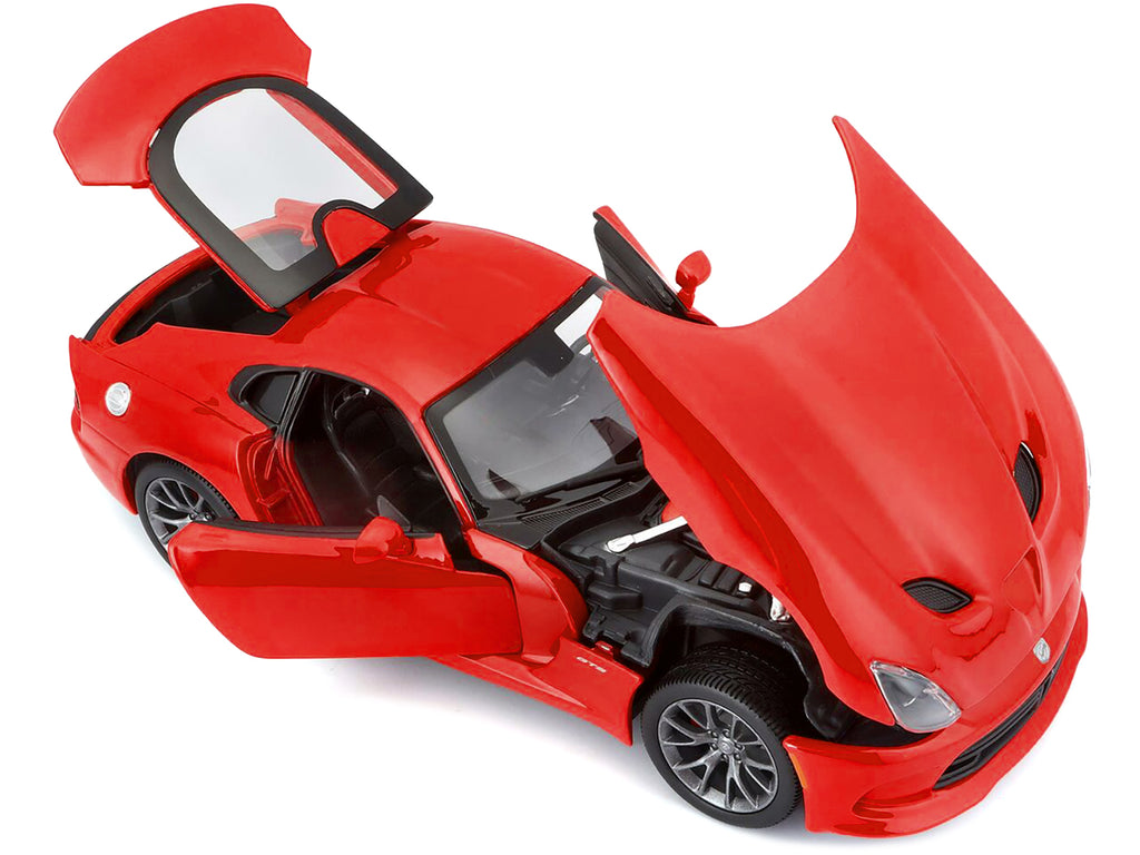 2013 Dodge Viper GTS SRT Red 1/18 Diecast  Model Car by Maisto