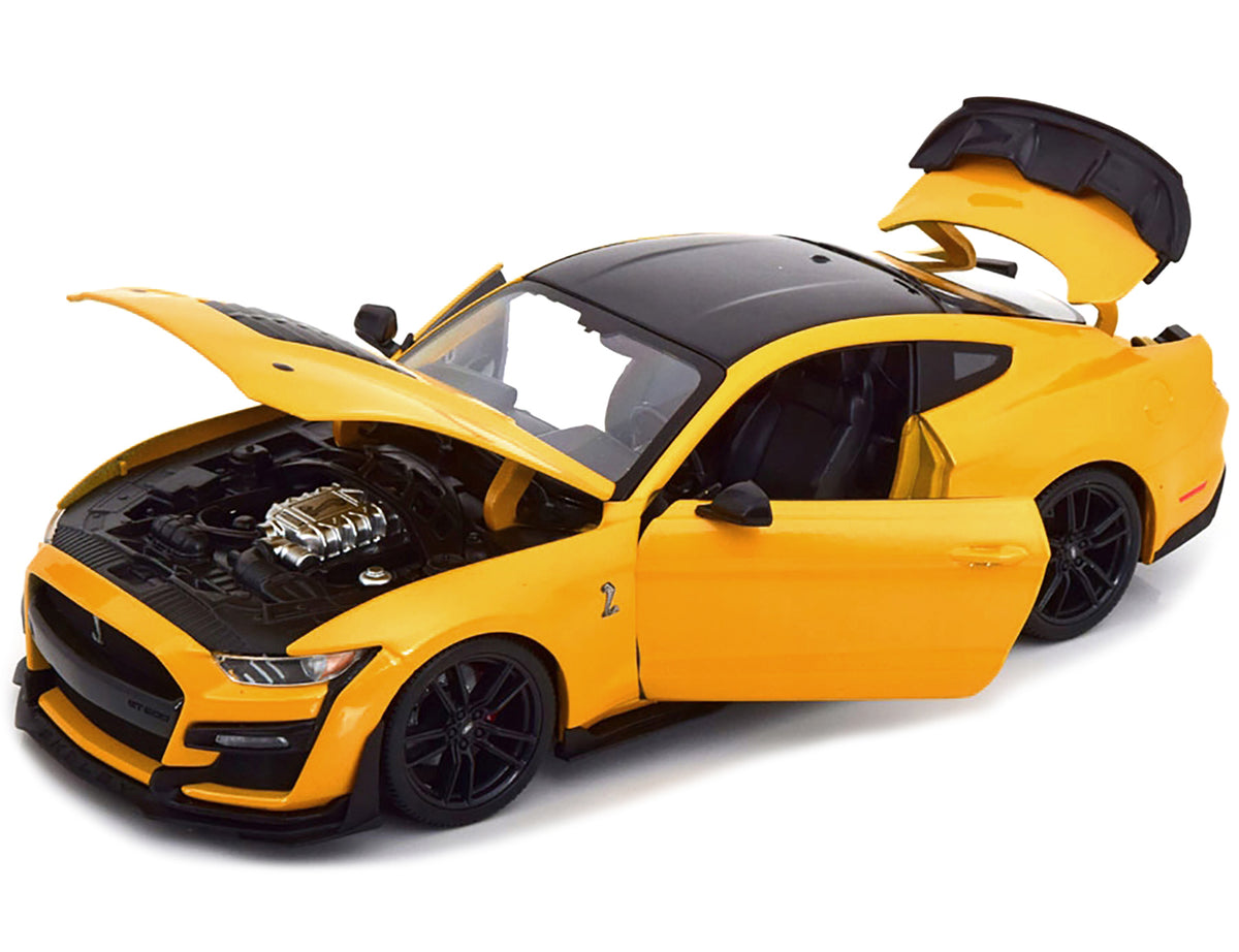 2020 Ford Mustang Shelby GT500 Yellow with Black Top 'Special Edition' 1/18 Diecast Model Car by Maisto