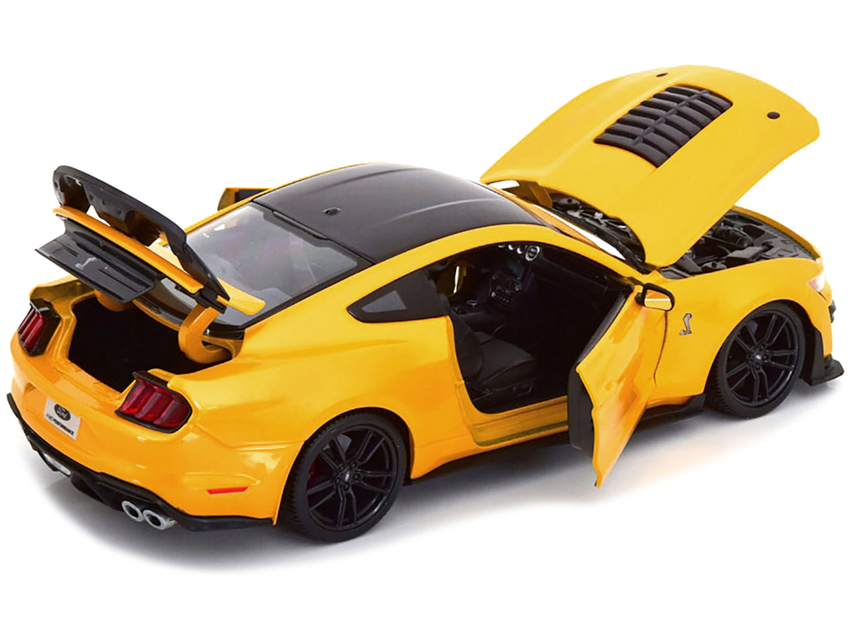 2020 Ford Mustang Shelby GT500 Yellow with Black Top 'Special Edition' 1/18 Diecast Model Car by Maisto