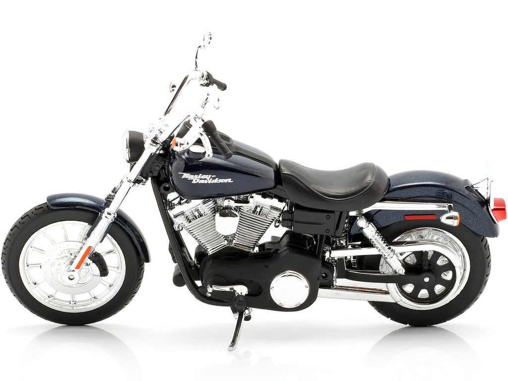 2006 Harley Davidson FXDBI Dyna Street Bob Bike Motorcycle Model 1/12 by Maisto