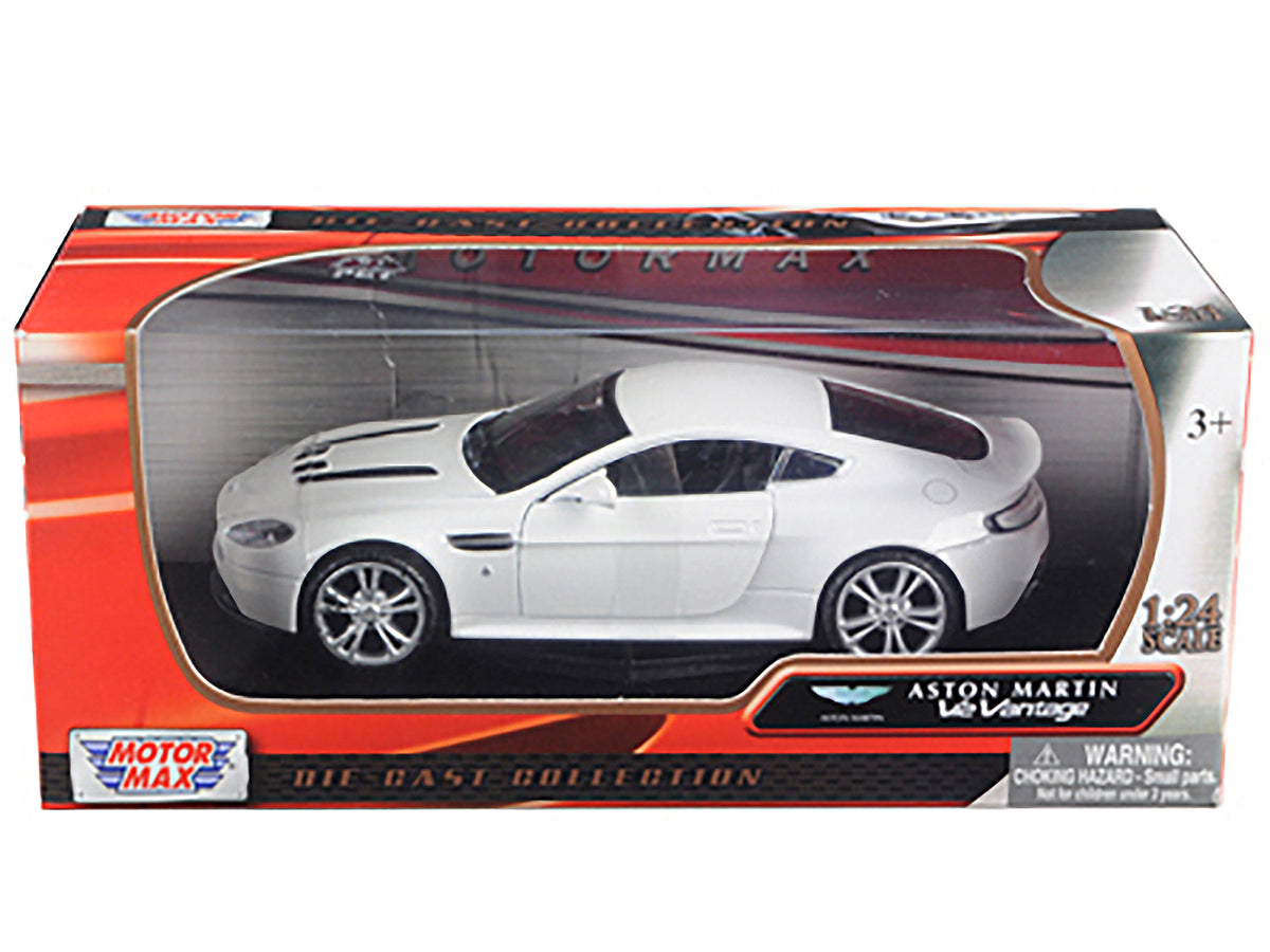 Aston Martin V12 Vantage Pearl White 1/24 Diecast Car Model by Motormax