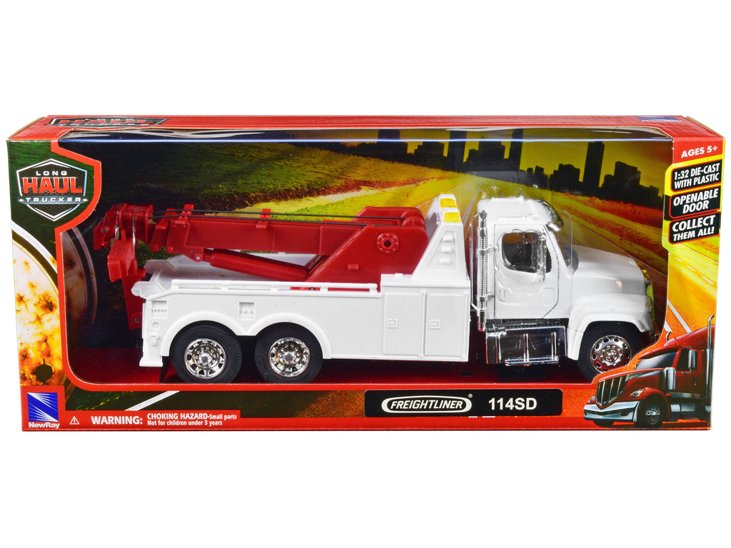 Freightliner 114SD Tow Truck White and Red 'Long Haul Trucker' Series 1/32 Diecast Model by New Ray
